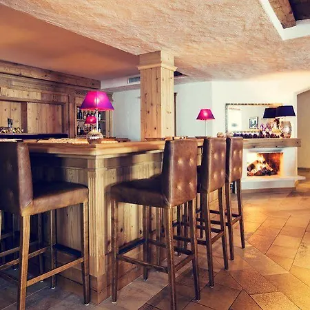 Brunnenhof Hotel 4*